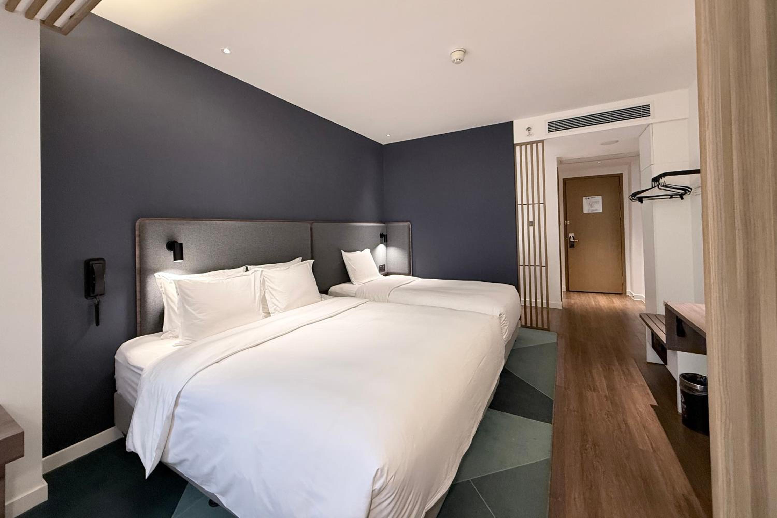 holiday inn express chengdu longquanyi north an ihg hotel