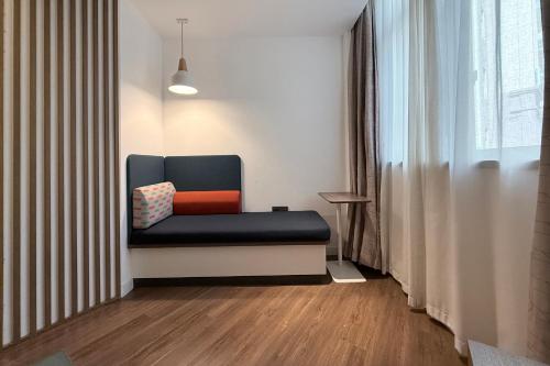 holiday inn express chengdu longquanyi north an ihg hotel