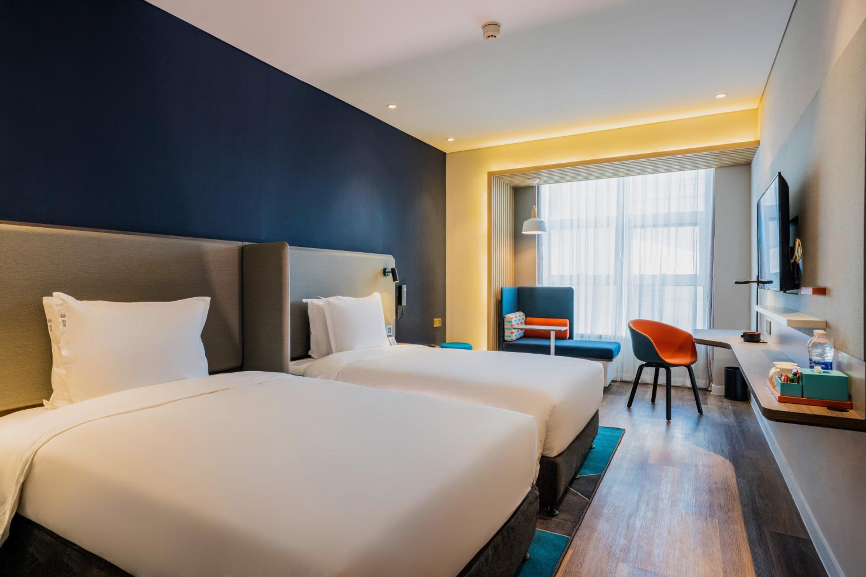 holiday inn express urumqi station an ihg hotel