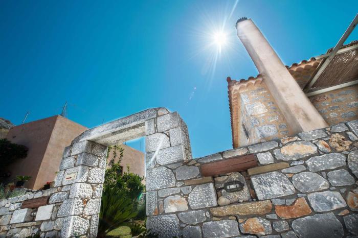 akrolithi guesthouse