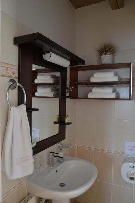 akrolithi guesthouse