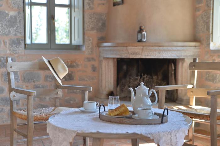 akrolithi guesthouse