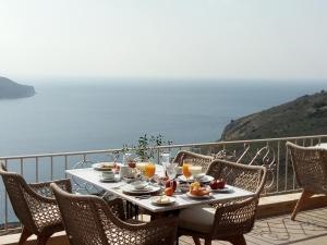 Akrolithi Guesthouse,230 62 Karavostasi East Mani,1 star