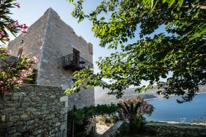 akrolithi guesthouse