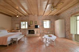 akrolithi guesthouse