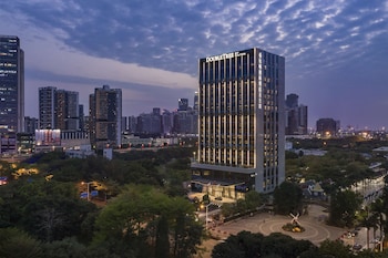 doubletree by hilton shenzhen nanshan hotel and residences