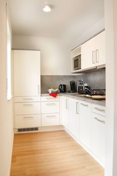 seeger living premium west