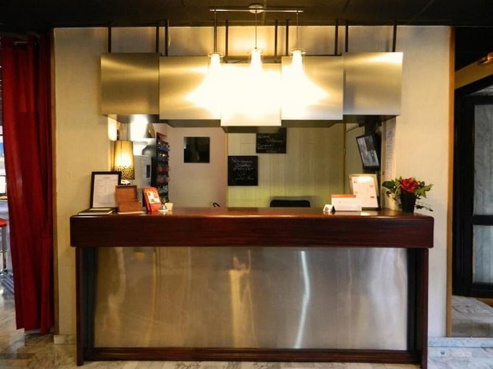 adonis arc hotel aix