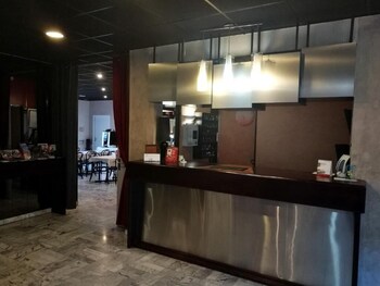 adonis arc hotel aix