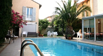adonis arc hotel aix