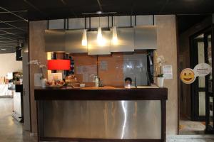 adonis arc hotel aix