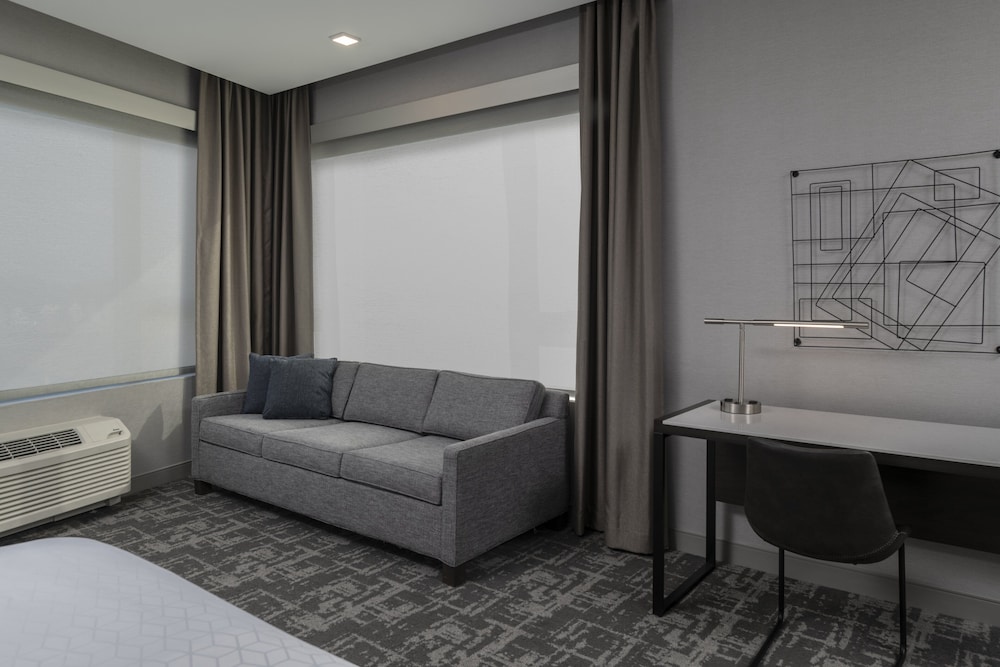 staybridge suites boston logan airport revere an ihg hotel