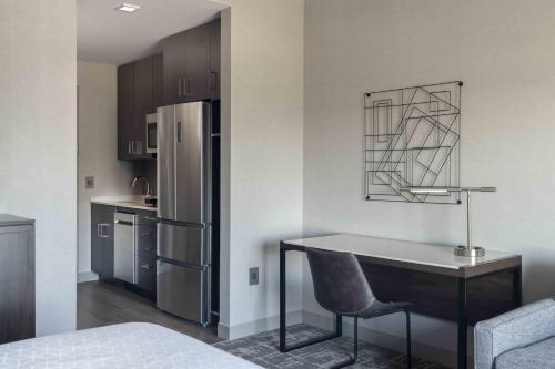 staybridge suites boston logan airport revere an ihg hotel
