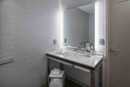 staybridge suites boston logan airport revere an ihg hotel