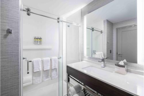 staybridge suites boston logan airport revere an ihg hotel