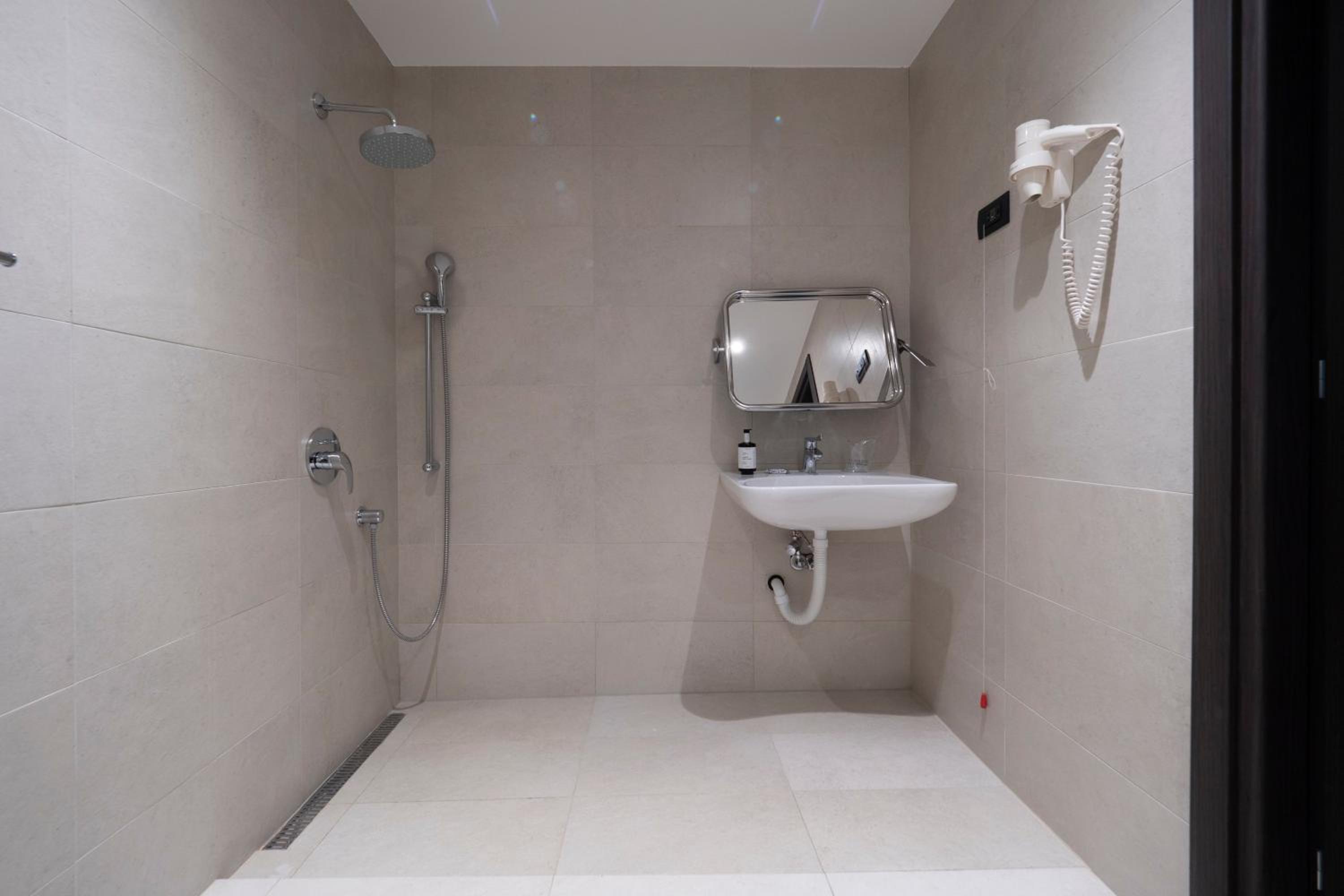 voco podgorica an ihg hotel