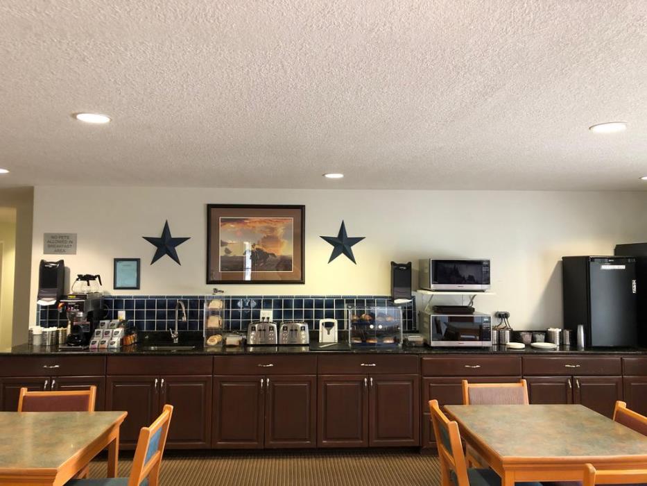 Travelodge By Wyndham Edson,Division No. 14>>Edson,2 star