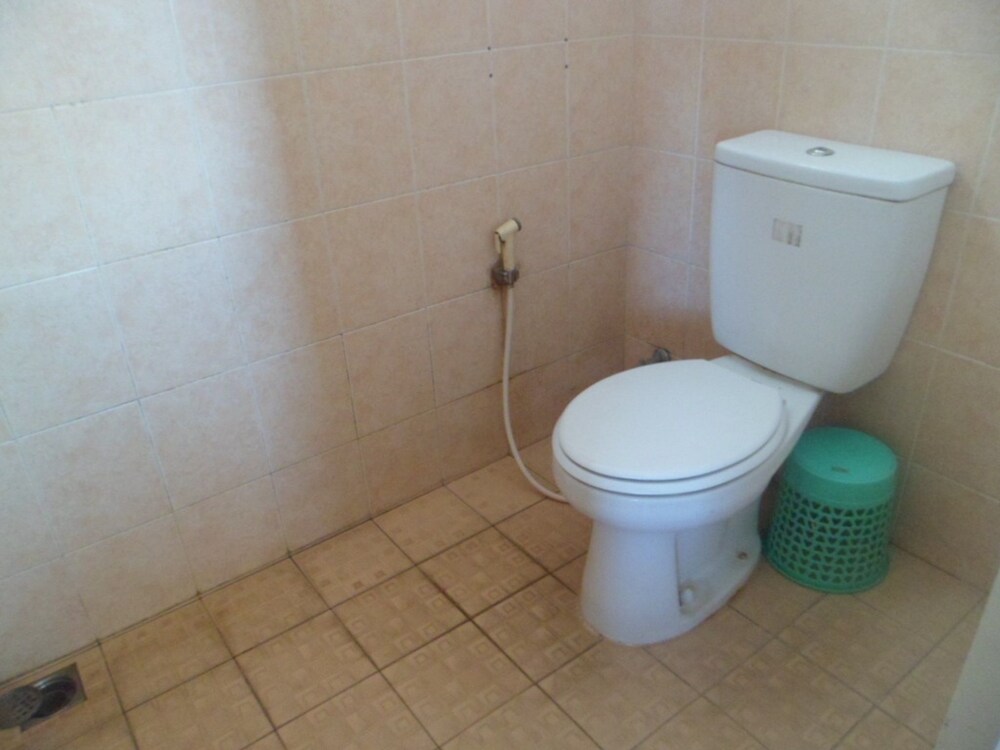 villa kota bunga protea