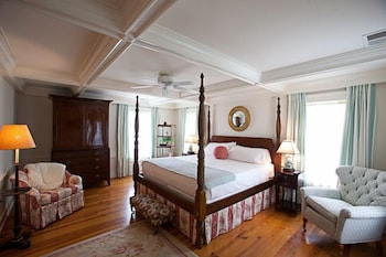 the farmhouse at veritas