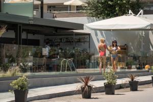 mare blue and suites