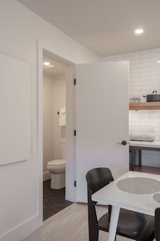 best friends roadhouse and mercantile