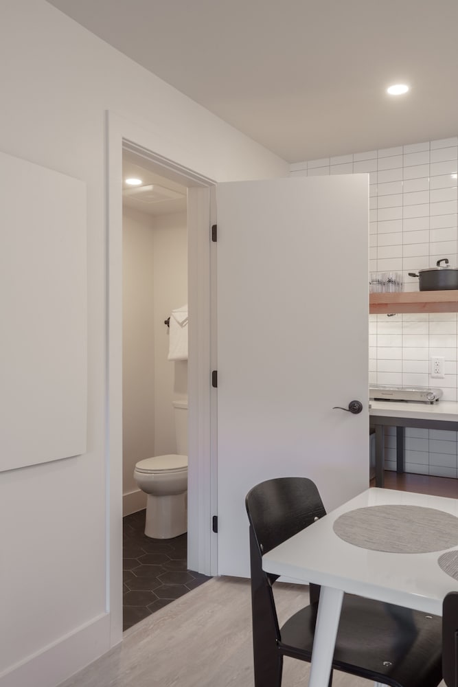 best friends roadhouse and mercantile