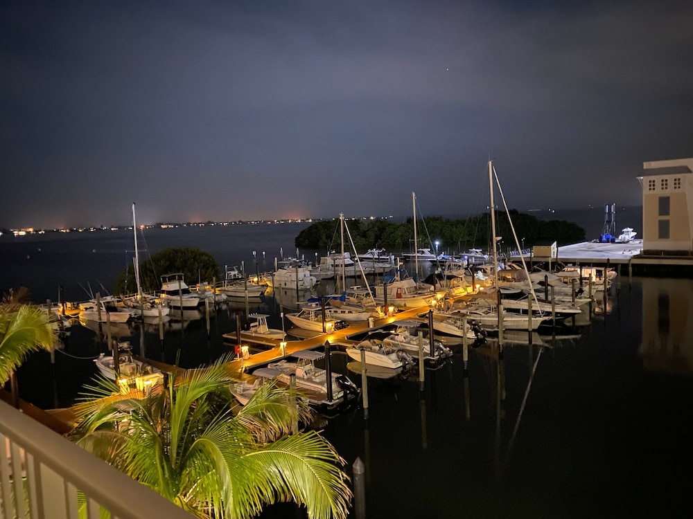 compass hotel by margaritaville anna maria sound