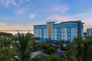 compass hotel by margaritaville anna maria sound