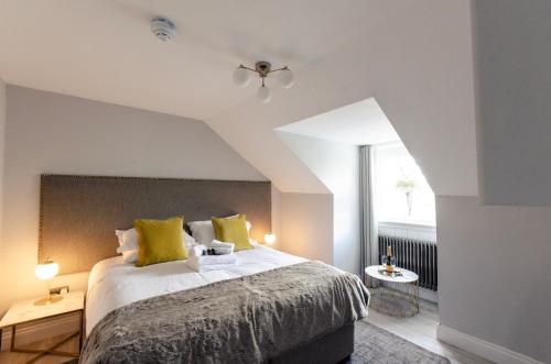 sweeney apartments and rooms