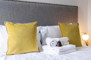 sweeney apartments and rooms