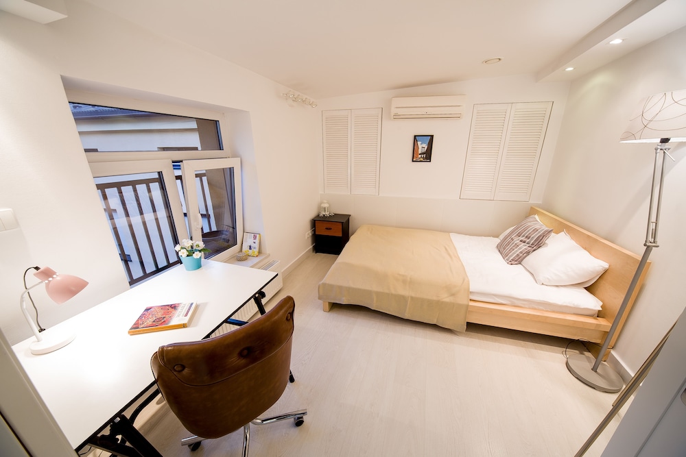 friendhouse apartments wawel old city