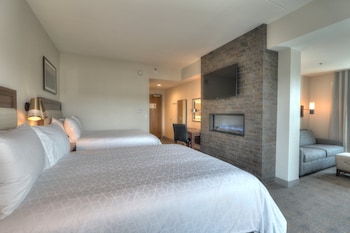 holiday inn and suites pigeon forge convention center by ihg