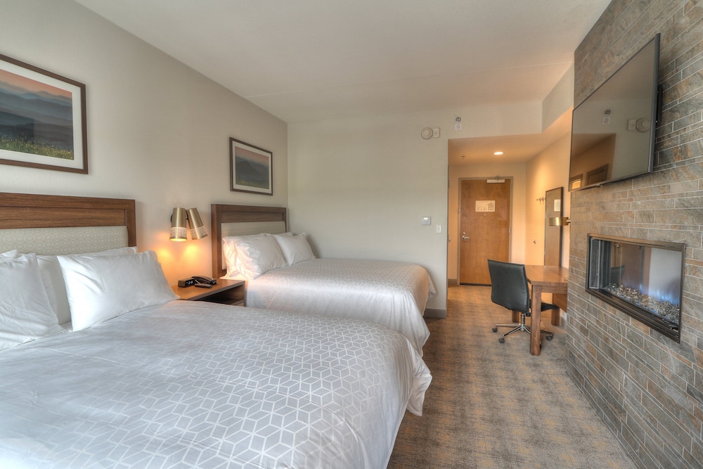 holiday inn and suites pigeon forge convention center by ihg