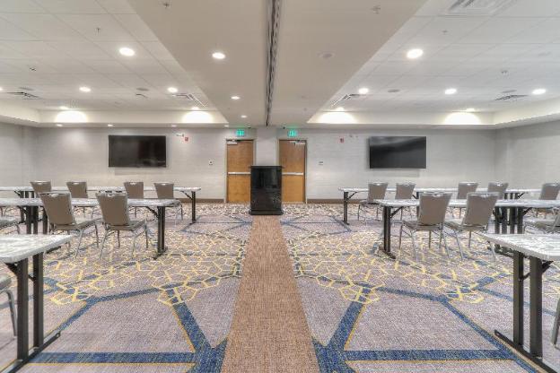holiday inn and suites pigeon forge convention center by ihg