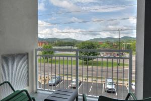holiday inn and suites pigeon forge convention center by ihg