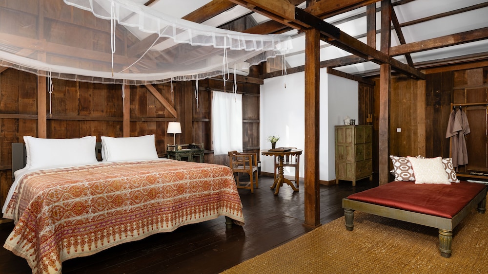 sala lodges