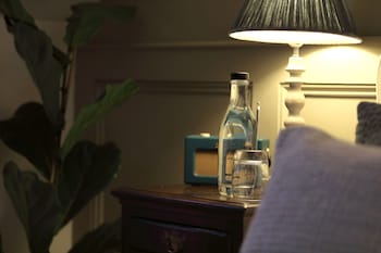 the feathered nest country inn