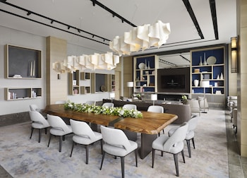 four seasons hotel tokyo at otemachi
