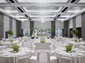 four seasons hotel tokyo at otemachi