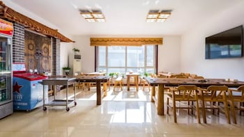 Floral Hotel He Ping He Yuan Jixian,123 Heping Village Zuozhuangzi Town 300000 Tianjin Ji County,3 star