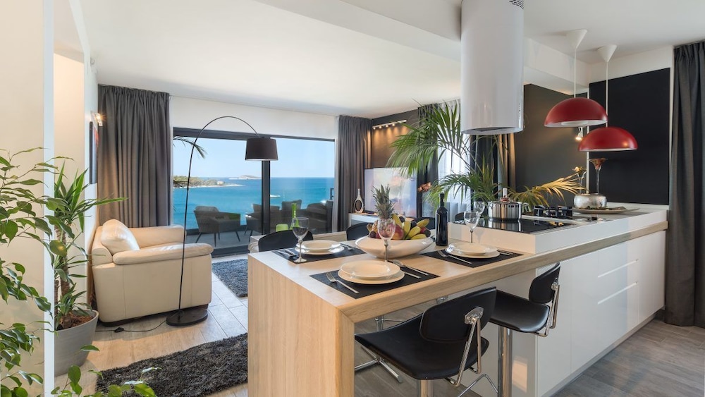 residence alpha