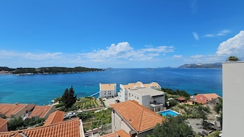 residence alpha