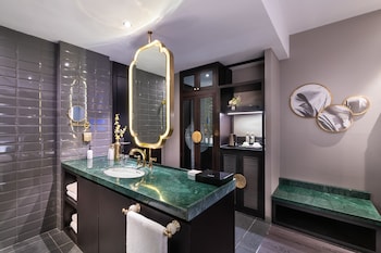 crystal orange hotel wangfujing street