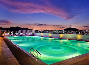 Holiday Inn Guangzhou South Lake, An Ihg Hotel,Foshan>>Baiyun,4 star