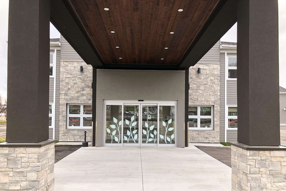 sleep inn and suites quebec city east