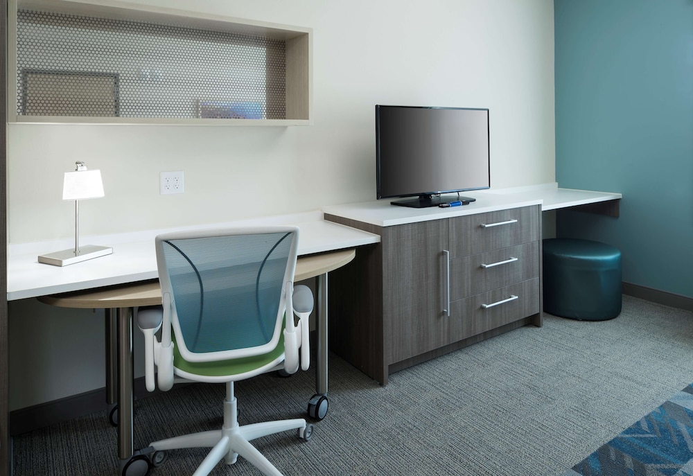 home2 suites by hilton cape canaveral cruise port fl