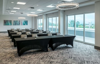 home2 suites by hilton cape canaveral cruise port fl