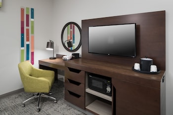 hampton inn and suites cape canaveral cruise port