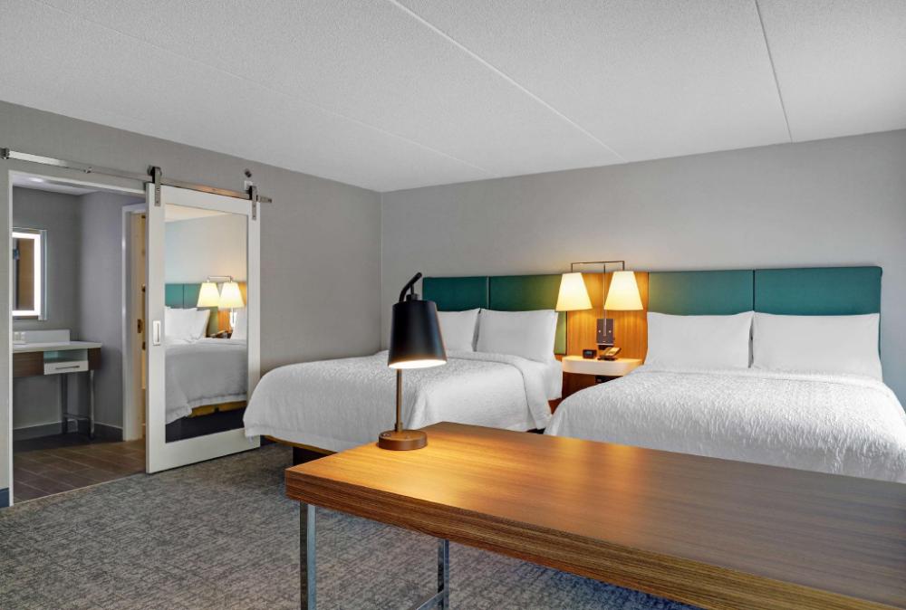 hampton inn and suites by hilton belleville