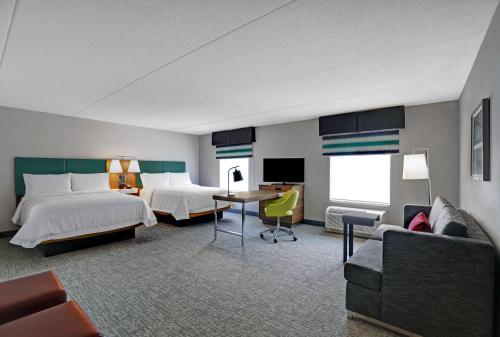 hampton inn and suites by hilton belleville